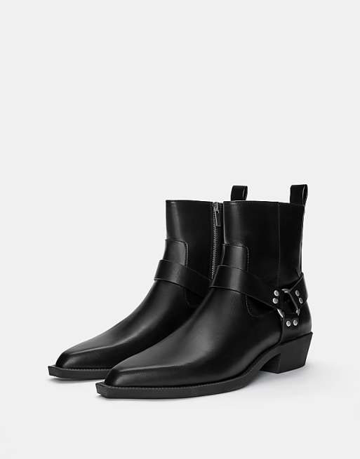 Buckled cowboy boots in black