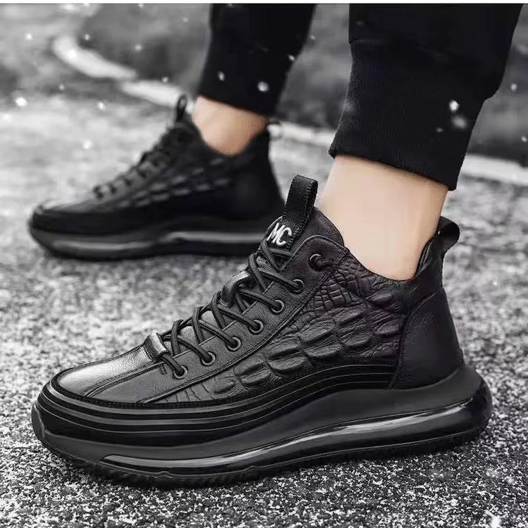 Crocodile Pattern Fashionable Men's Shoes Lightweight Sneakers