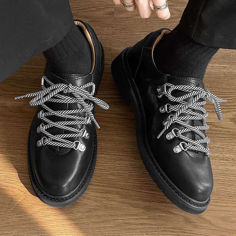 Men's Black Hiking Derby Shoes