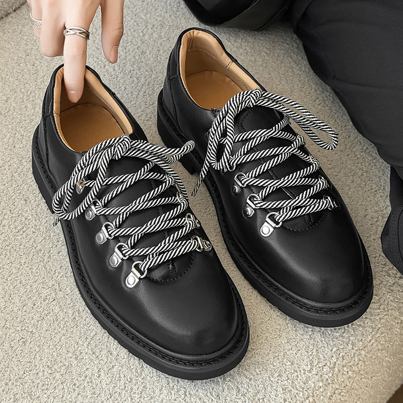 Men's Black Hiking Derby Shoes