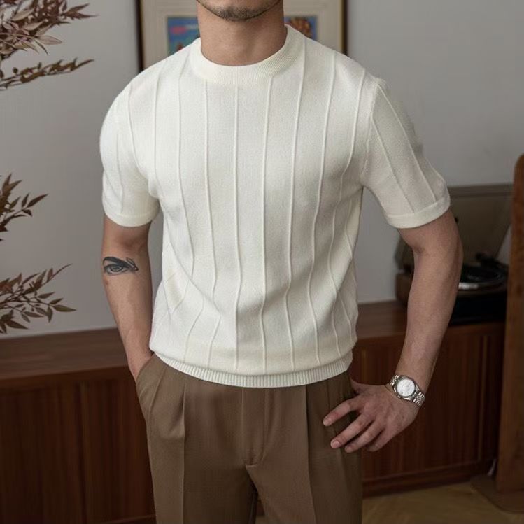 Short-sleeved knitted round neck base layer