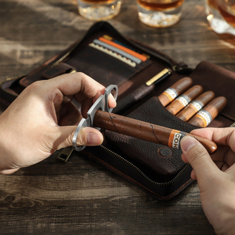 🏆 Portable cigar box with vintage motif and litchi patter