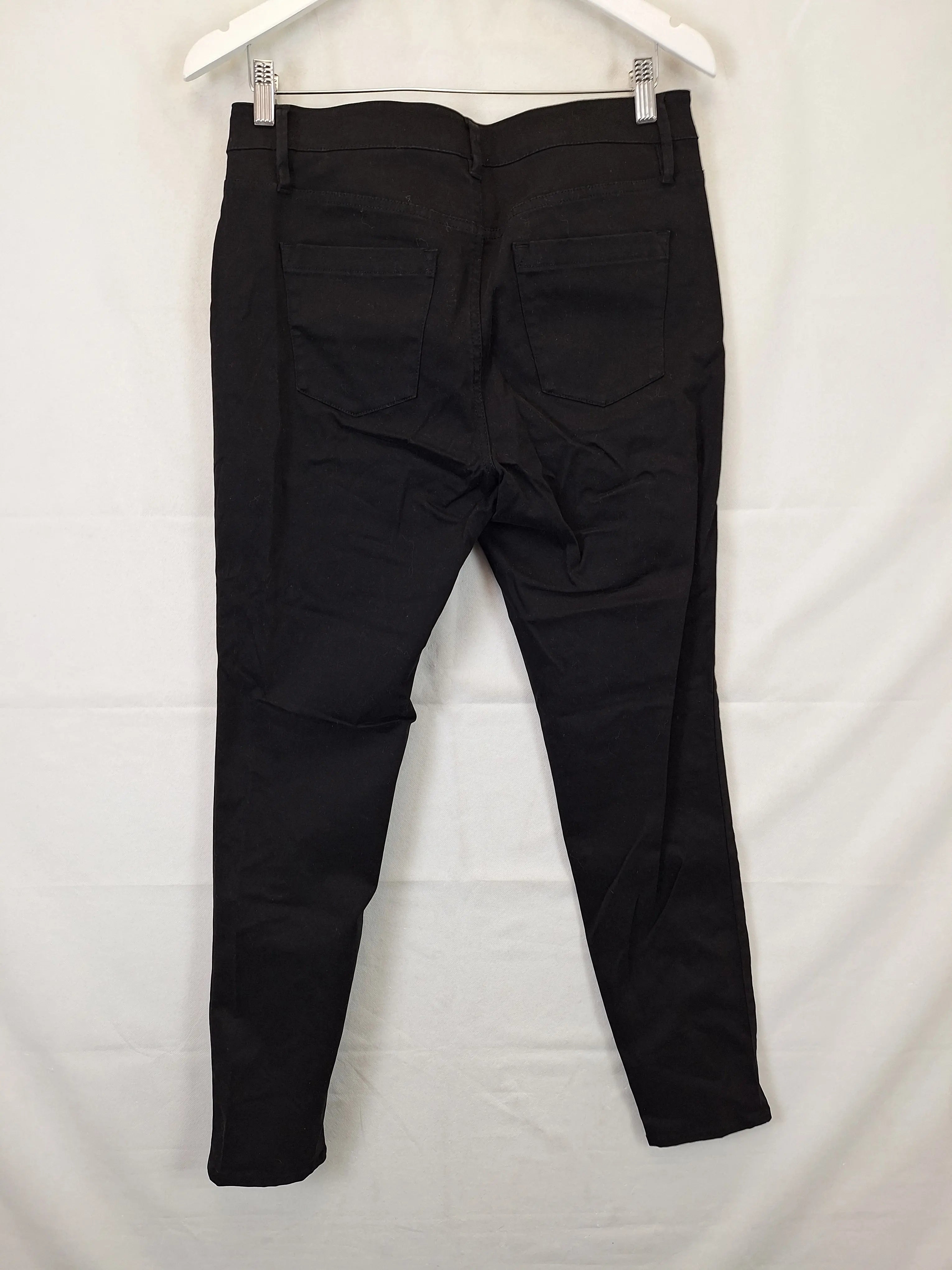 Women’s Elegant Pocket Details Straight Jeans | Low Rise