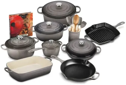 21-piece Signature Cast Iron Cookware Set