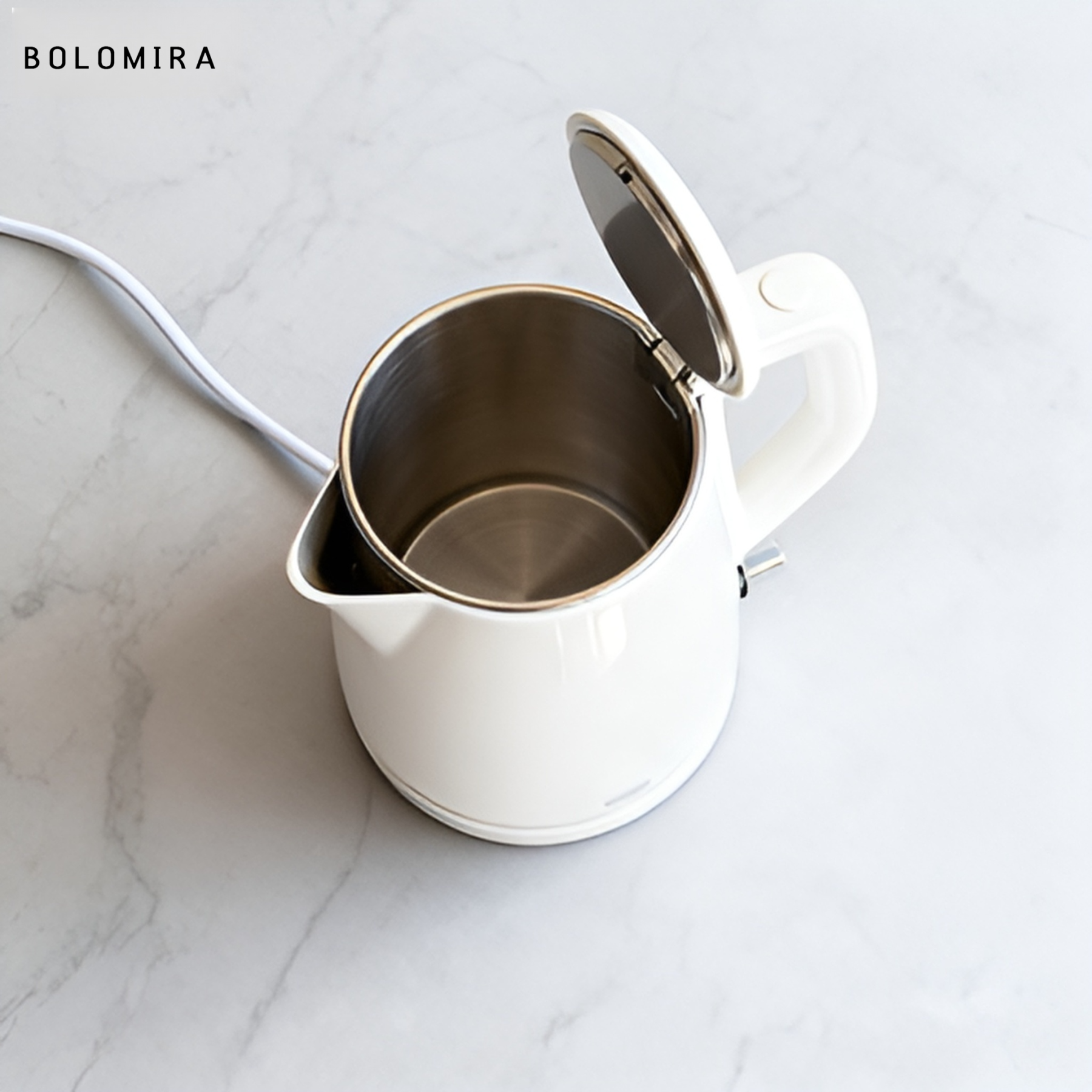 rychlovarná konvice pro domácnost termoska