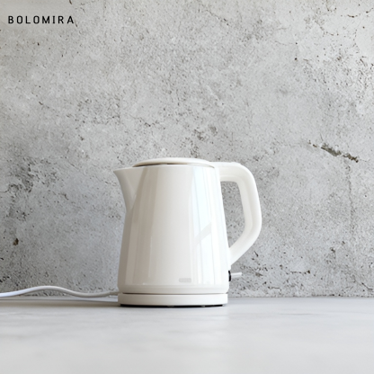 rychlovarná konvice pro domácnost termoska