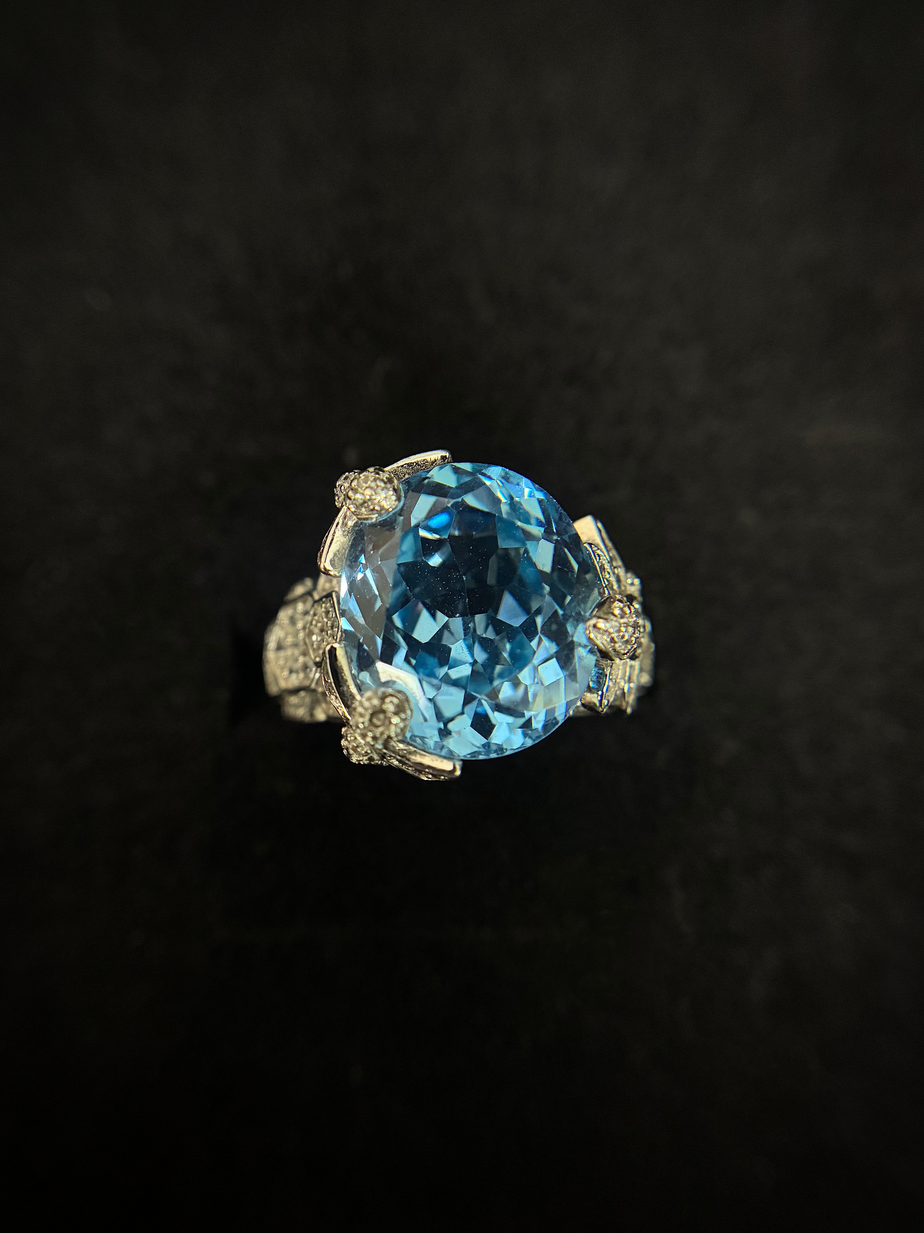 Oval Cut Aquamarine Tone Spinel Ring with Diamond Accents, S925 Silver Vintage Leaf Design Ring