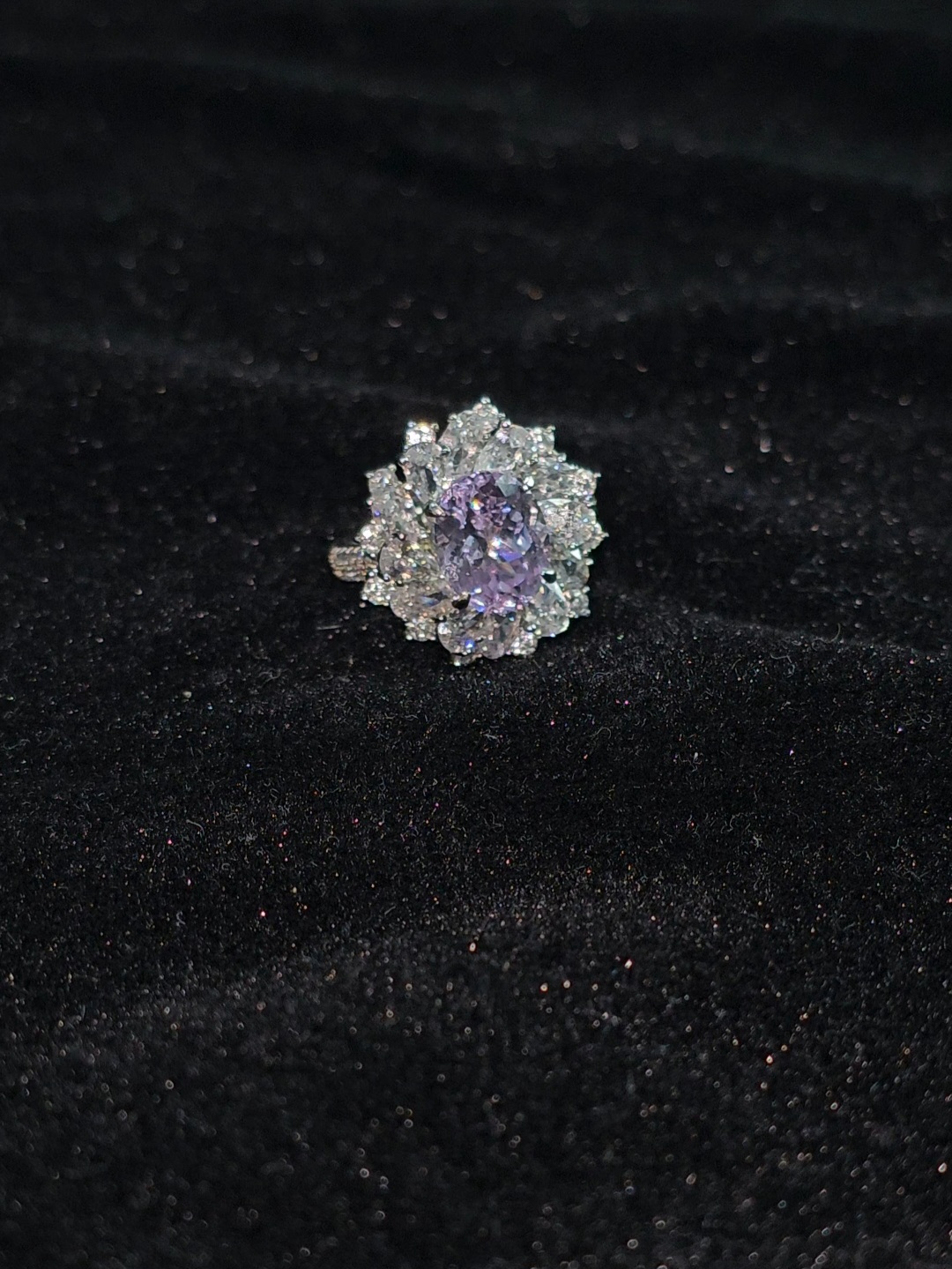 Purple yttrium aluminum garnet ring