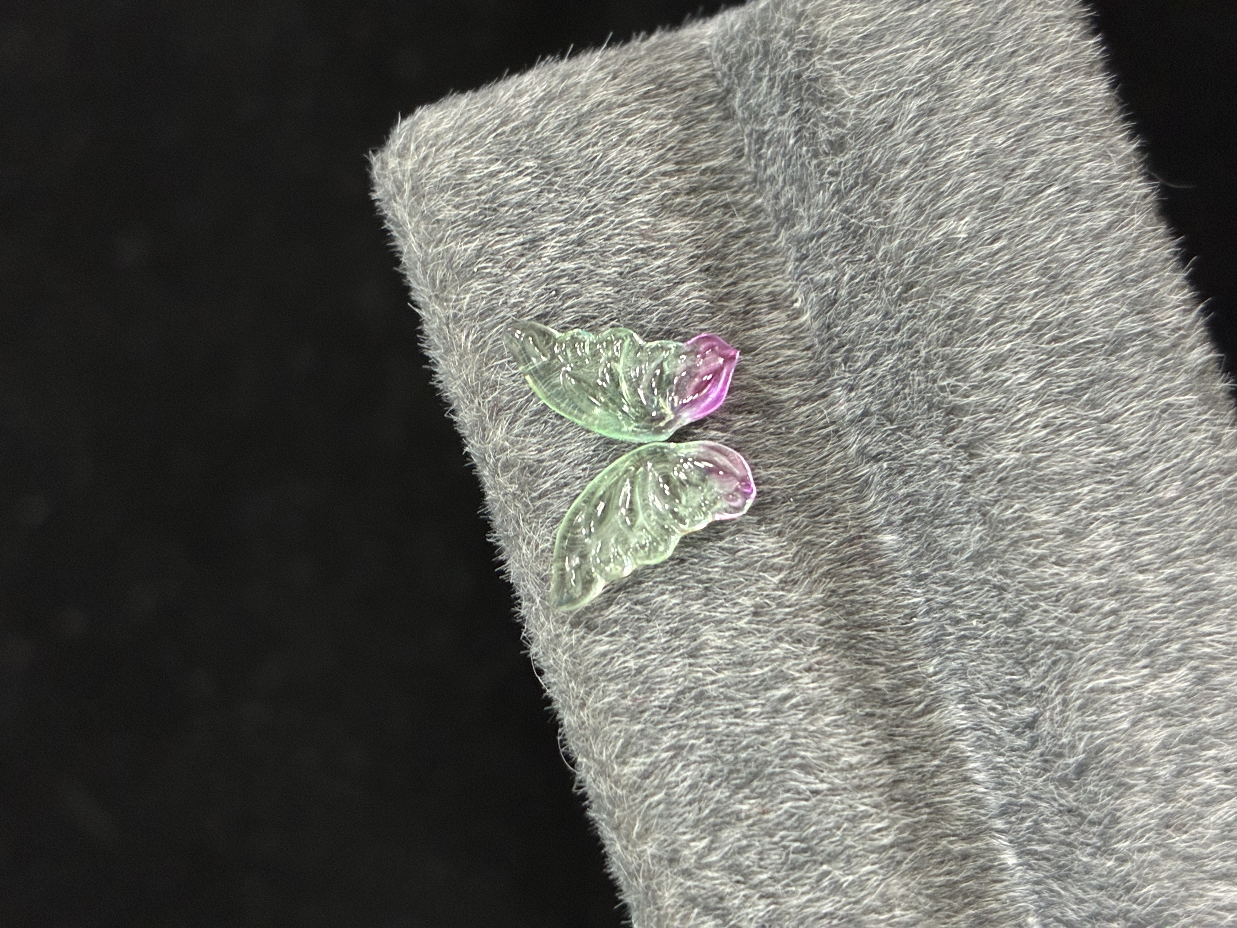 Butterfly Wings – Bi-Color Sapphire