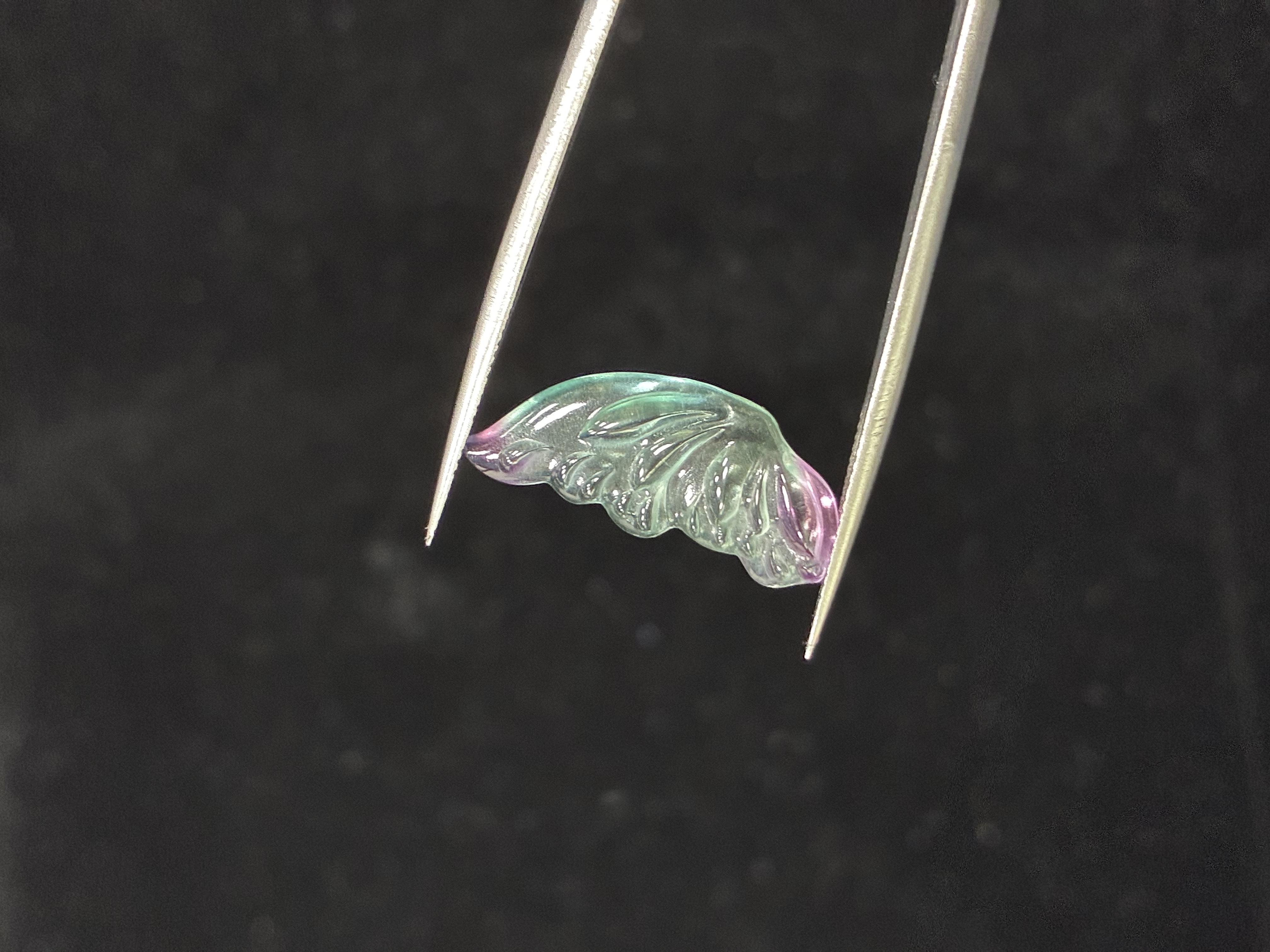 Butterfly Wings – Bi-Color Sapphire