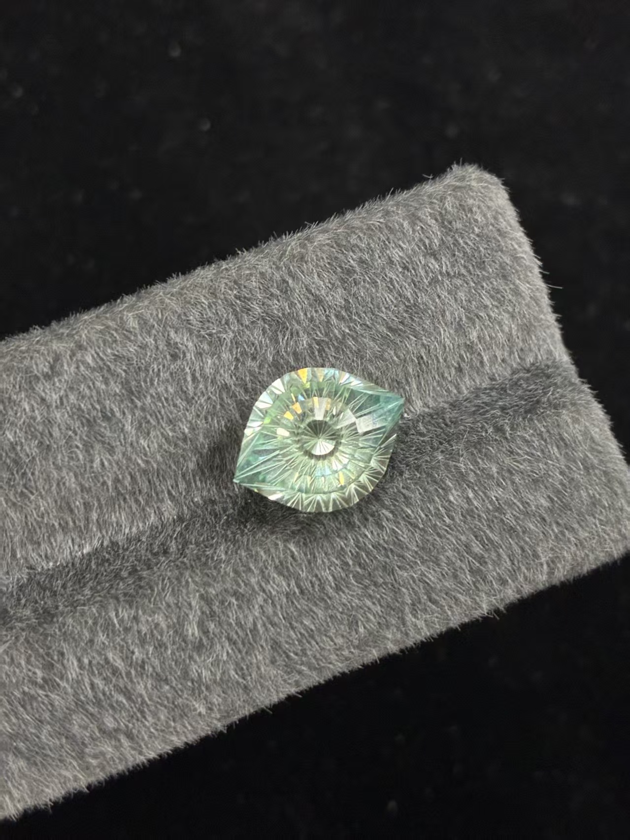 Lab-Grown Green Spinel – Mystic Eye Cut 