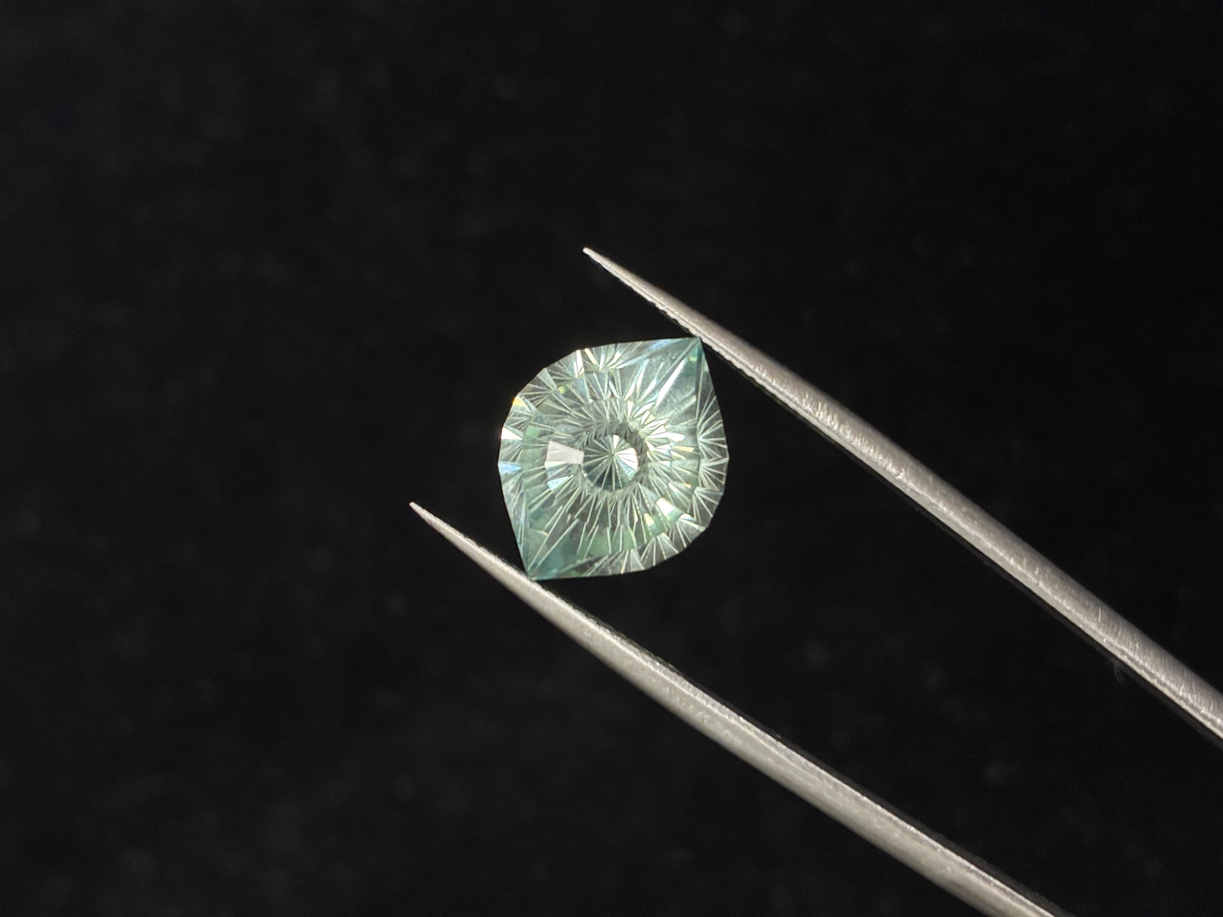 Lab-Grown Green Spinel – Mystic Eye Cut 