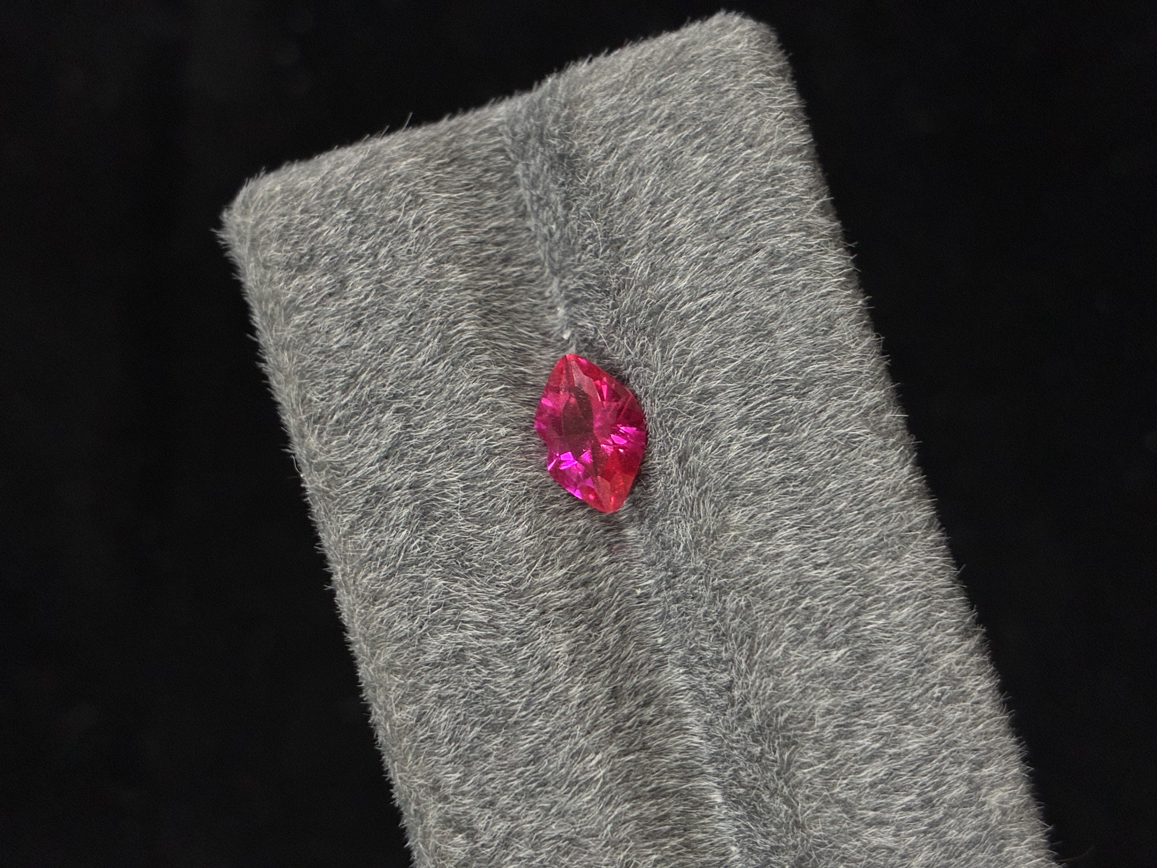 Lab-Grown Red Sapphire – Lip Cut