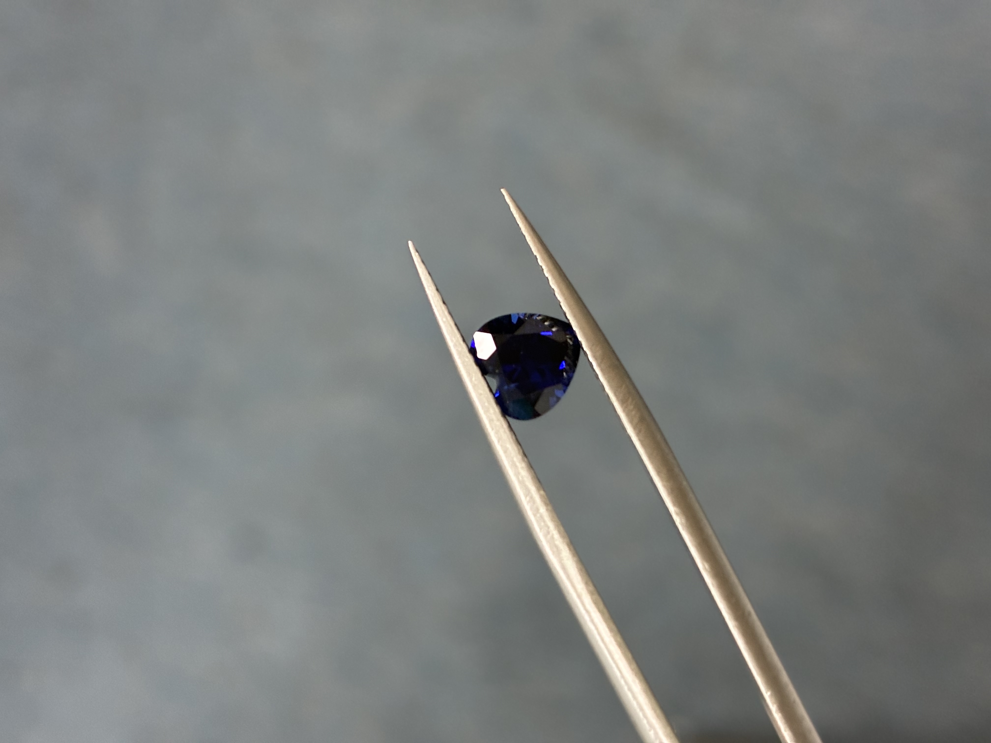 Lab-Grown Royal Blue Sapphire – Heart Cut