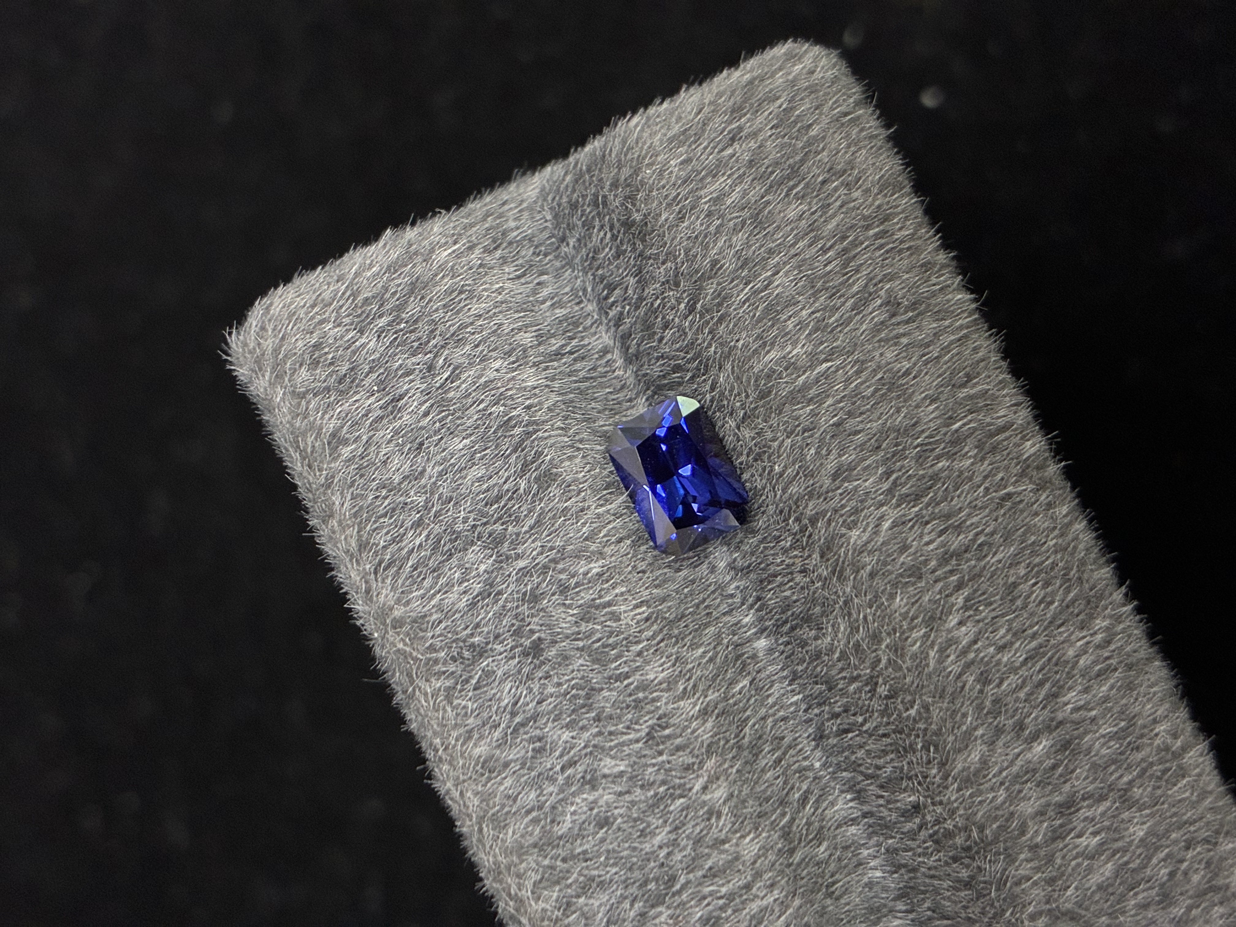 Lab-Grown Royal Blue Sapphire – Radiant  Cut