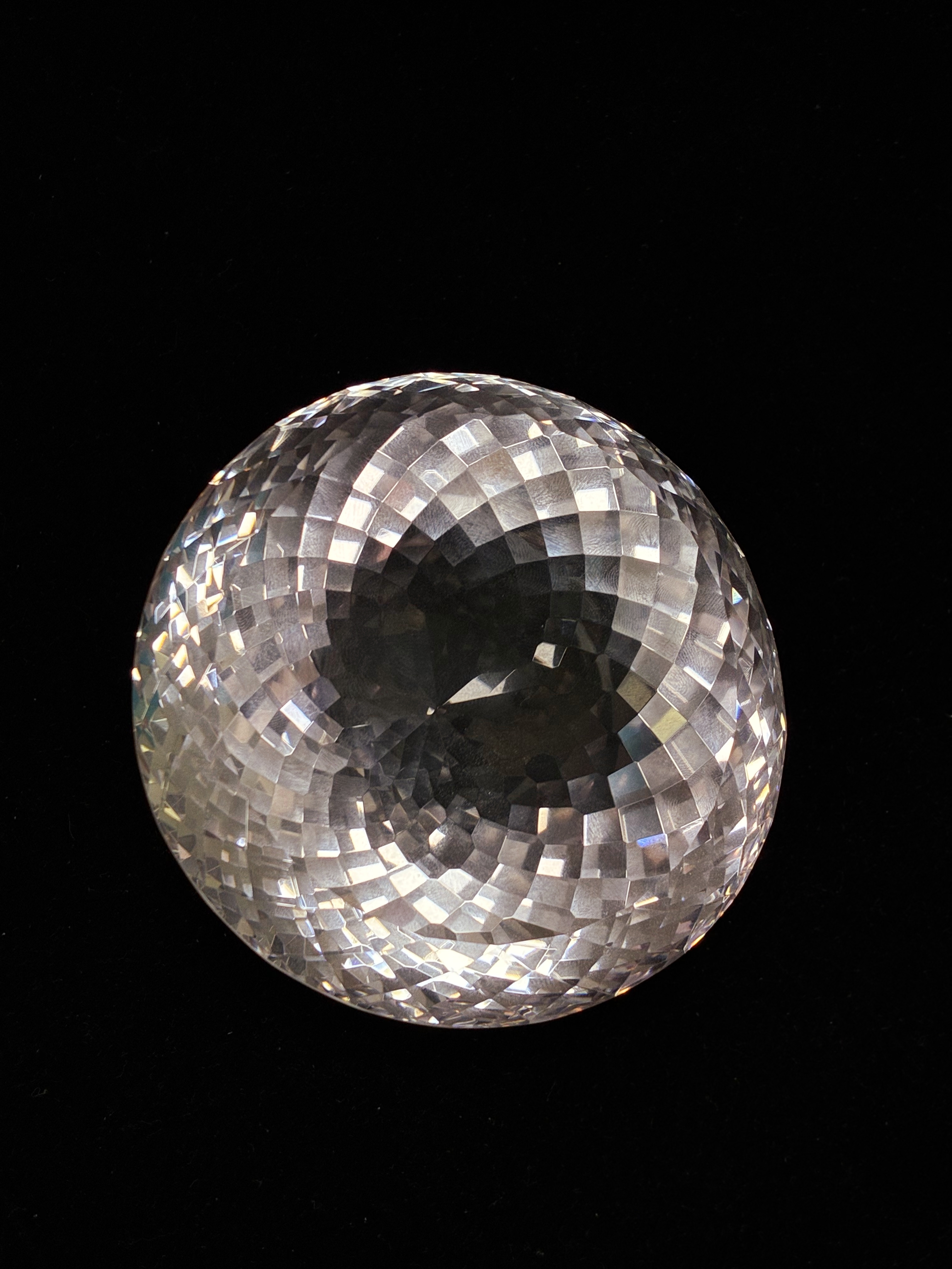 Lab-Grown Light Pink Sapphire – Round Cut
