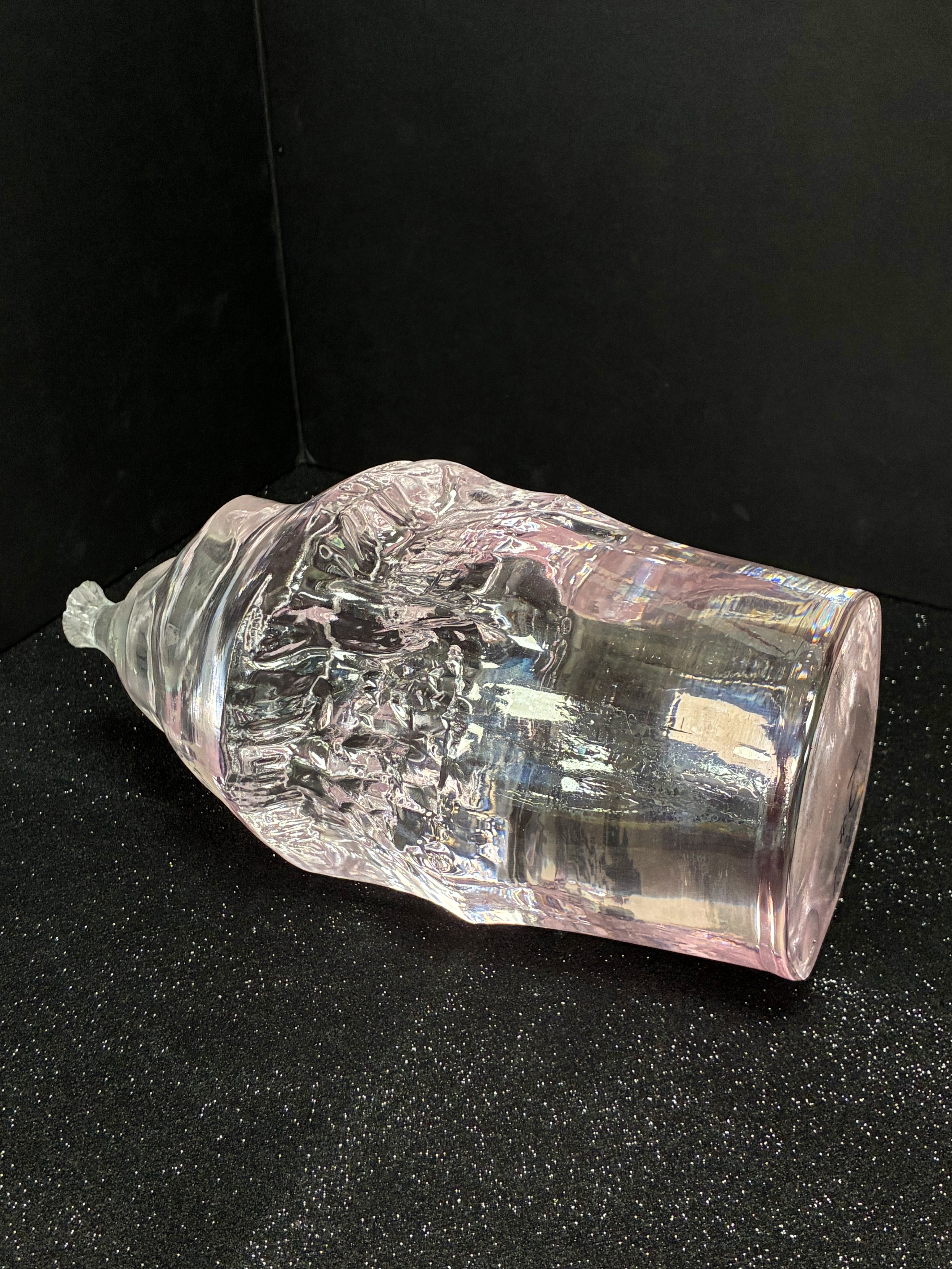 Lab-Grown Sapphire−Rough