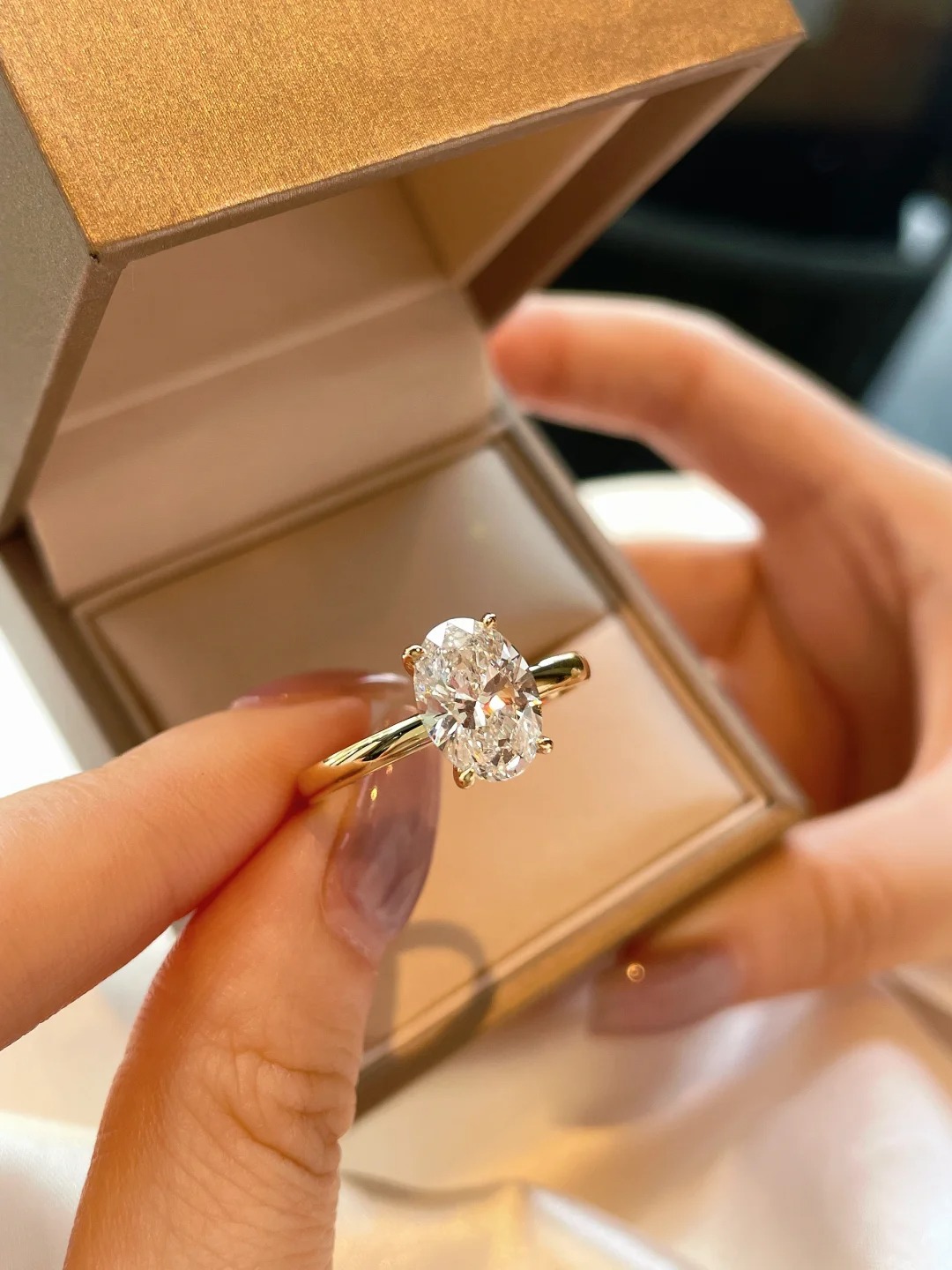 2 Carat Lab Grown Oval Cut Diamond Engagement Ring 