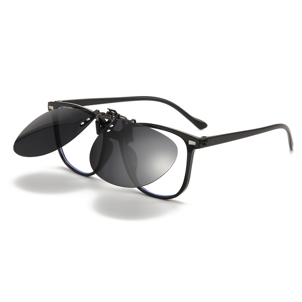 Burt-Polarized sunglasses clip