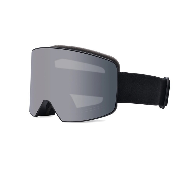 Cylindrical prescription ski goggles