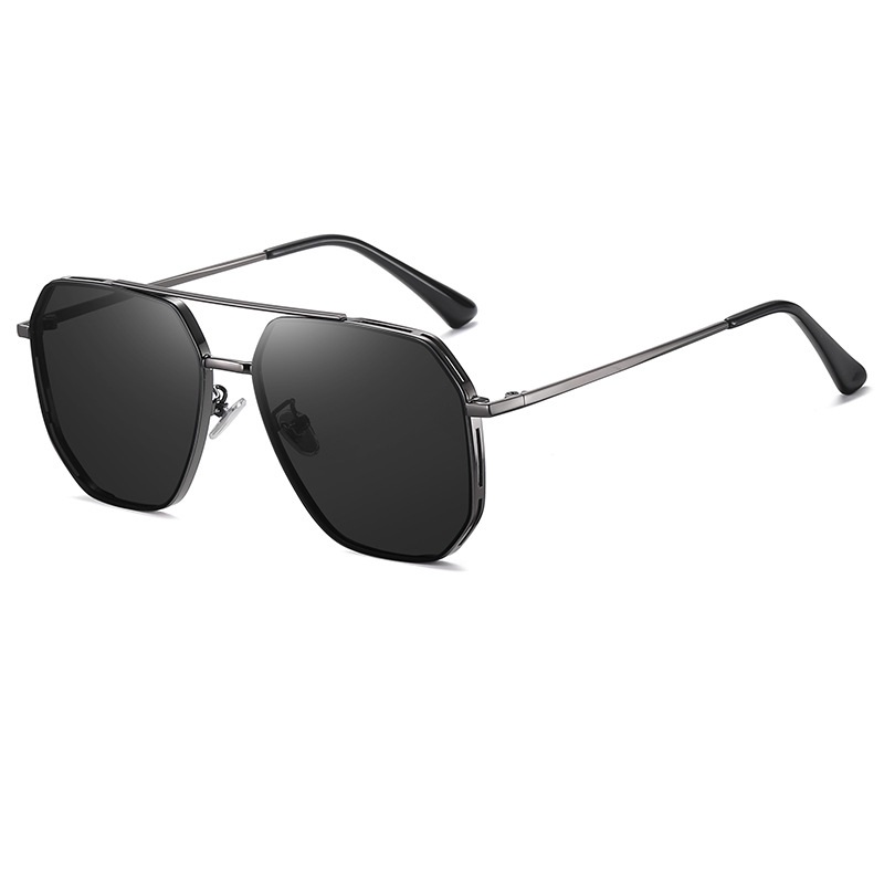 Chester-Fashionable sunglasses