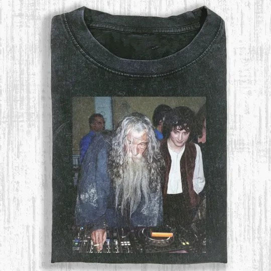 Lord of the Rings Graphic T-Shirt