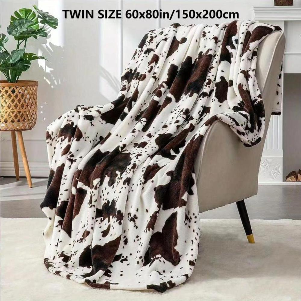 Soft Funny Throw Blanket Cow Print Flannel Blanket,Warm,All Season Breathable Comfortable Blanket,Comfy Bedding For Valentine'S Day Decor,Napping Blankets For Home Office Sofa,Bed,Travel,Camping,Car,Gift For Her