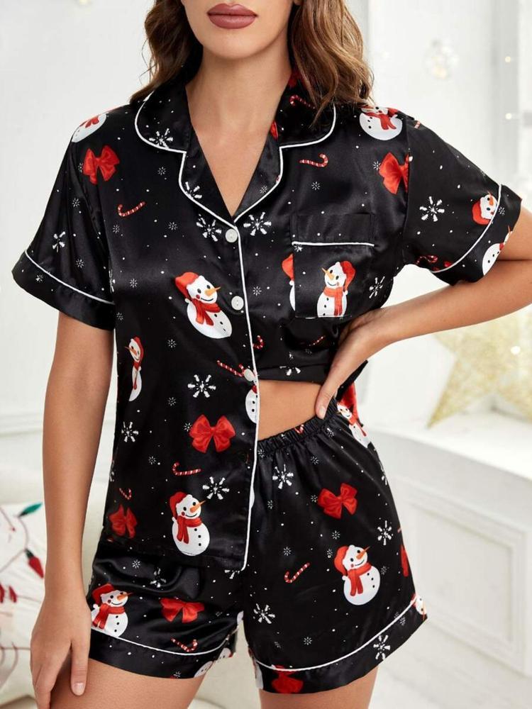 Two-Piece Set Women's Christmas Print Lapel Neck Pocket Shirt & Elastic Waist Shorts Pajama, Casual Comfy Short Sleeve Button Up Top & Shorts PJ Set, Ladies Sleepwear for All Seasons, Loungewear