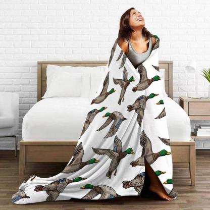 Soft Funny Throw Blanket Cartoon Duck Pattern Blanket Comfortable Warm Throw,Air-conditioned Room,Warm Nap For Home Office Travel Camping