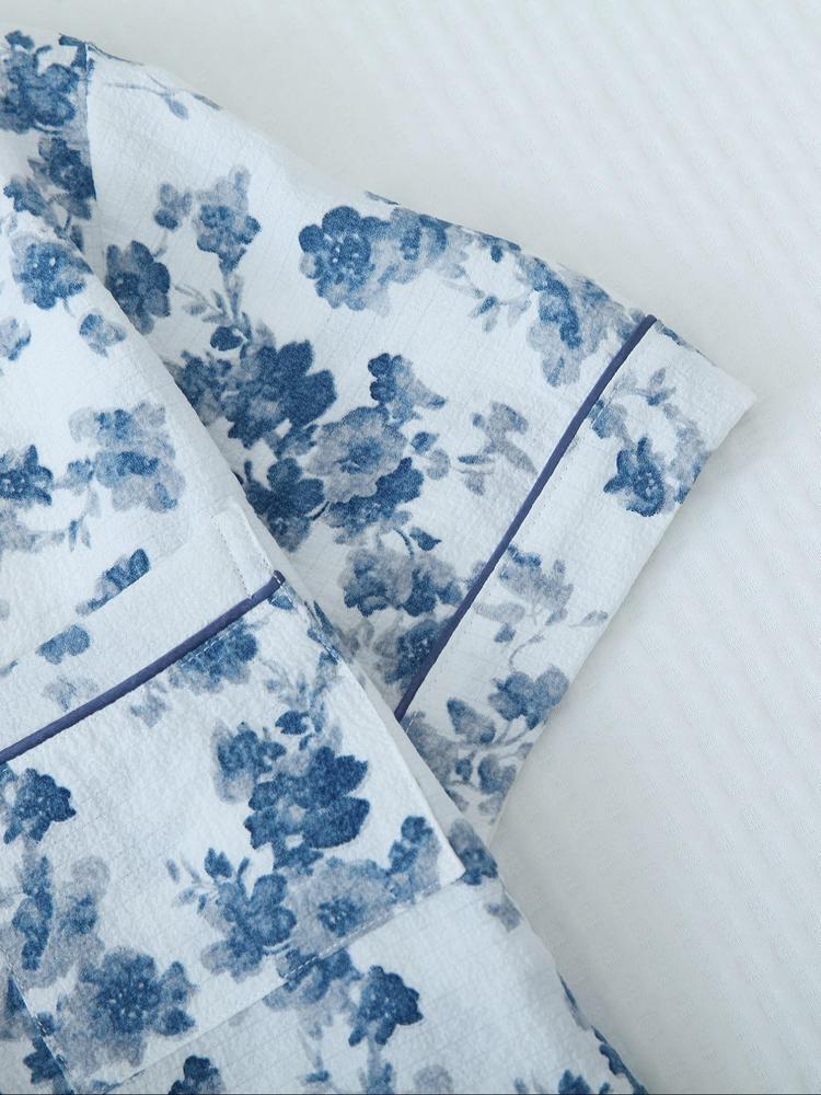 Romantic Sky Blue All over Print Pajama Set, Cute Girl Casual Home Wear Shirt & Elastic Waist Shorts Sleepwear, Summer Nightwear