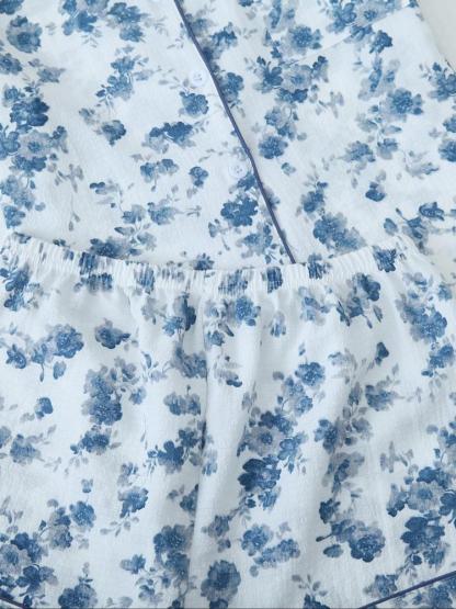 Romantic Sky Blue All over Print Pajama Set, Cute Girl Casual Home Wear Shirt & Elastic Waist Shorts Sleepwear, Summer Nightwear