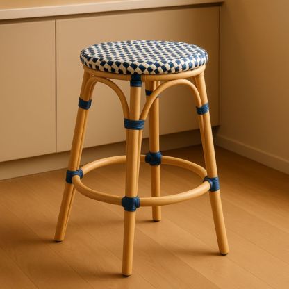 Rotan Barkruk Rond Wicker Zitting Blauwe Details 70cm Hoogte-Aurorafeliz