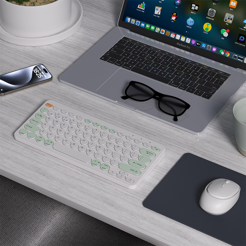 Wireless silent Bluetooth keyboard