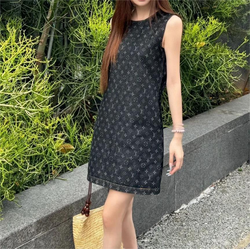 LU25SS Old Flower Denim Vest Dress