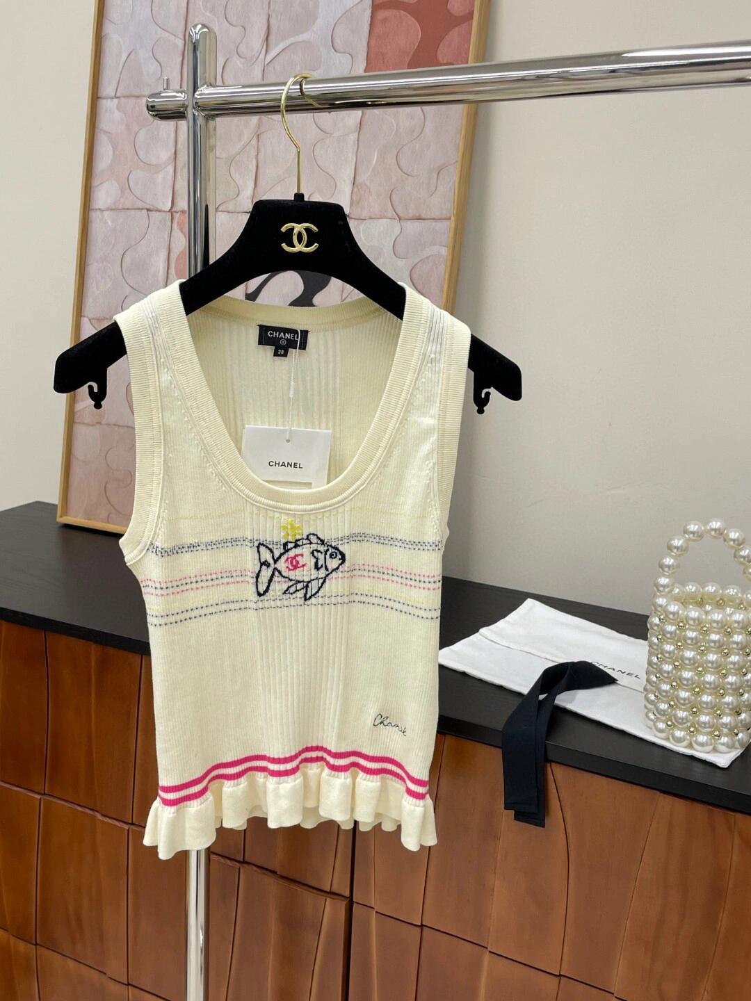 CHNEL Little Fish Knit Embroidered Cami Tank Top