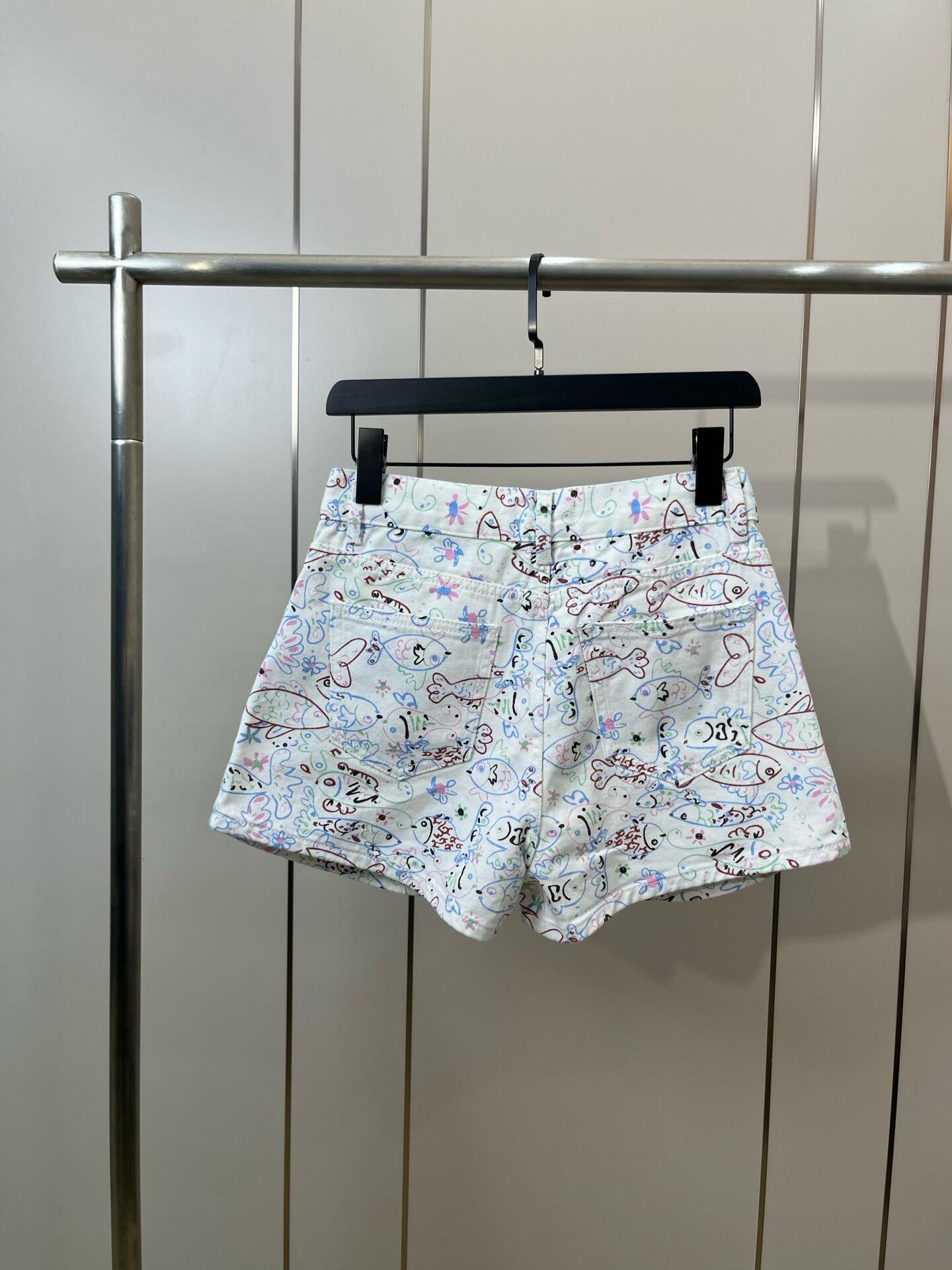 CHNEL Printed Graffiti Denim Shorts