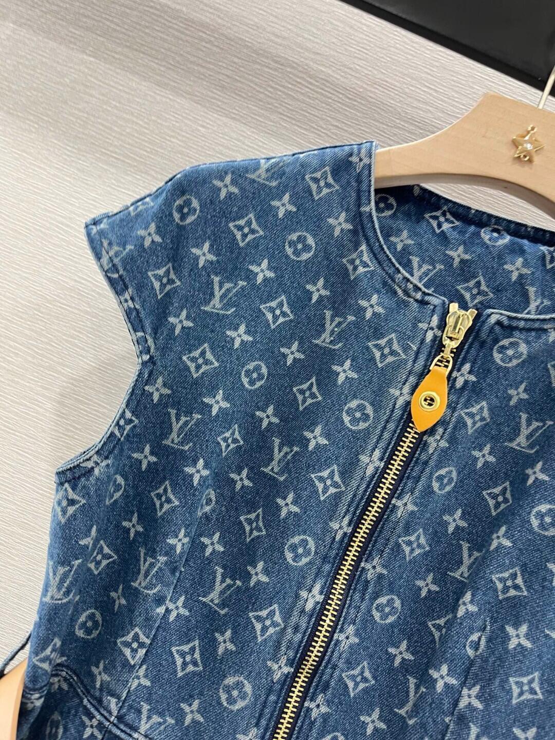 1V Jacquard Denim Dress