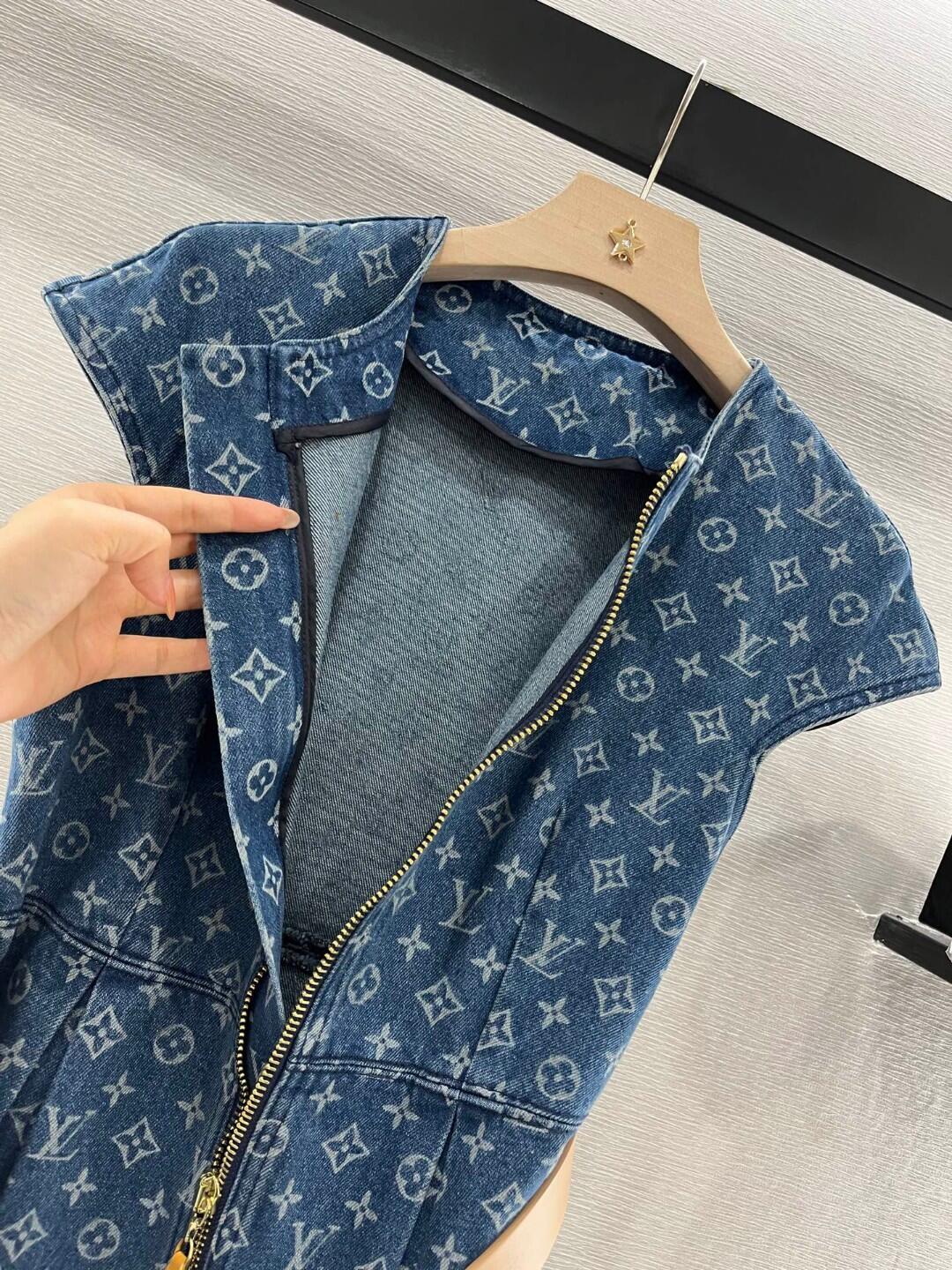 1V Jacquard Denim Dress