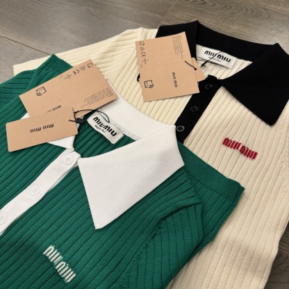 Miu Embroidered Letter Clash Color Knit Short Sleeve