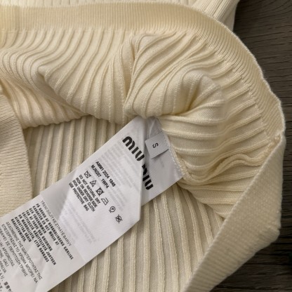 Miu Embroidered Letter Clash Color Knit Short Sleeve