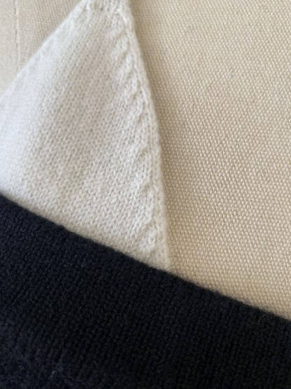 CHNEL Cashmere Sling