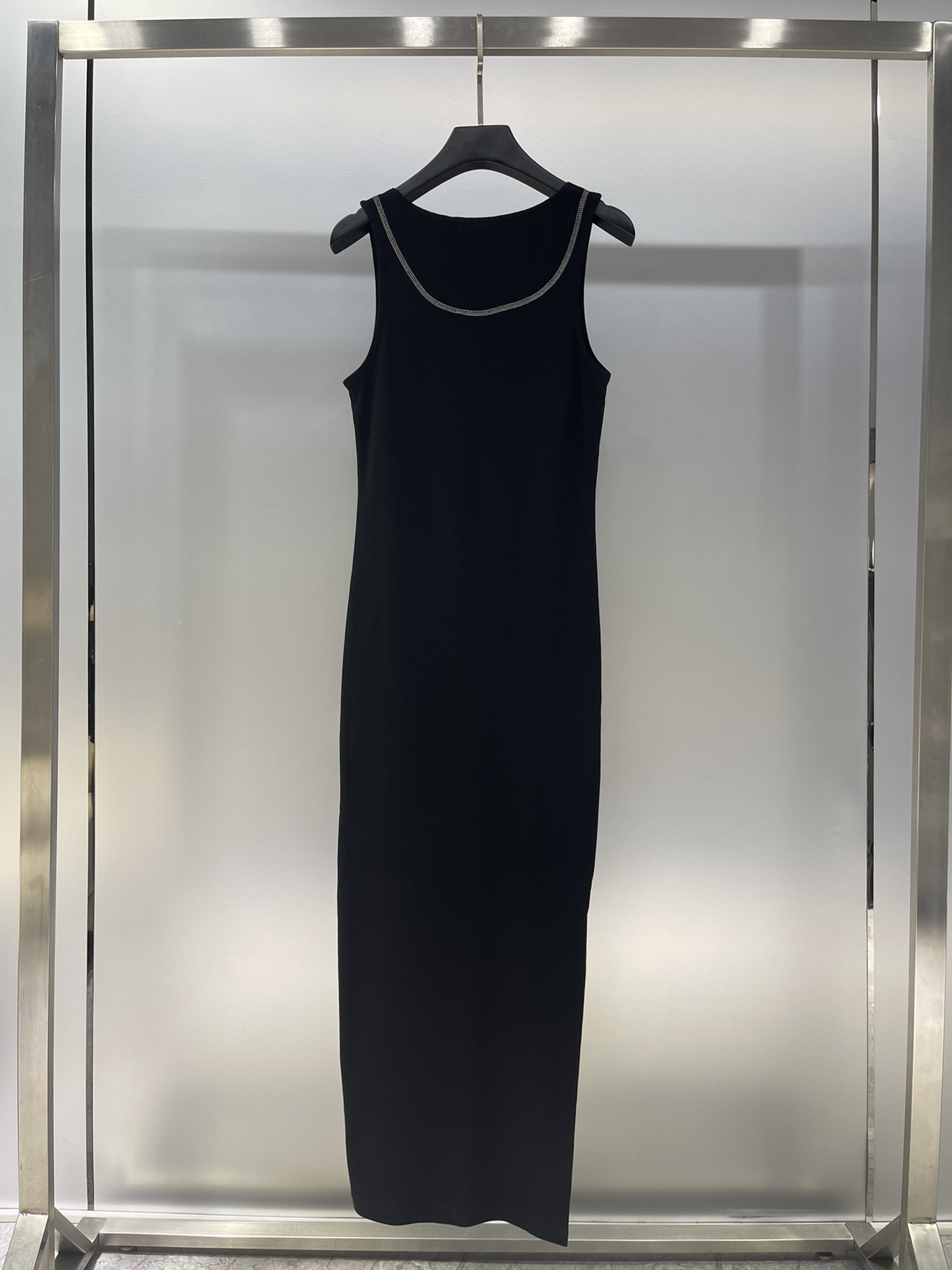 LOE Embroidered Sleeveless Vest Slim Fit Dress