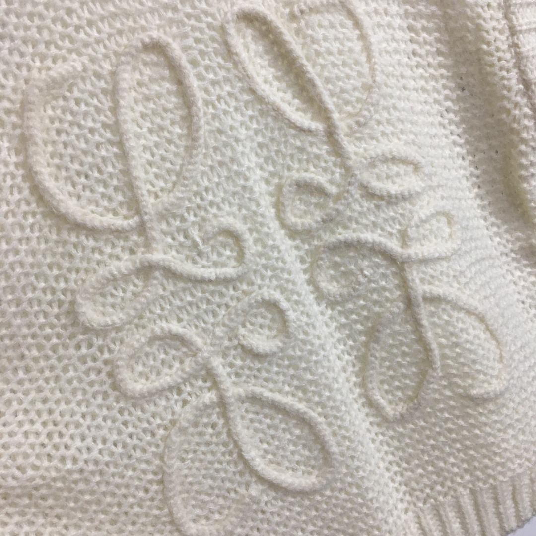 LOUIS VUIT jacquard cut-out knit sweater