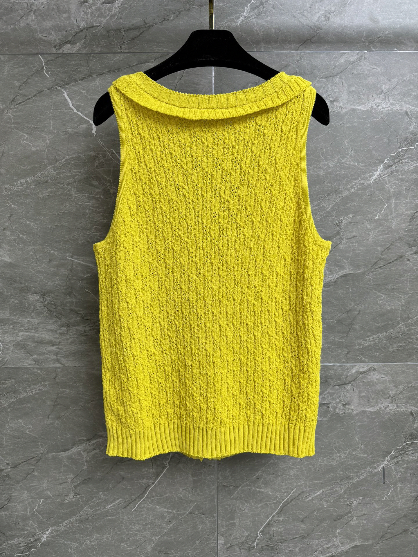 CHNEL25SS small perfume lace cut-out vest