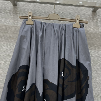 MIU25SS Printed Design Pod Half Skirt