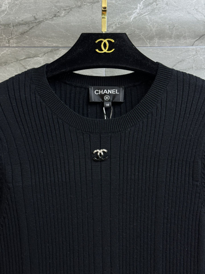 CHANE25SS horizontal knit dress