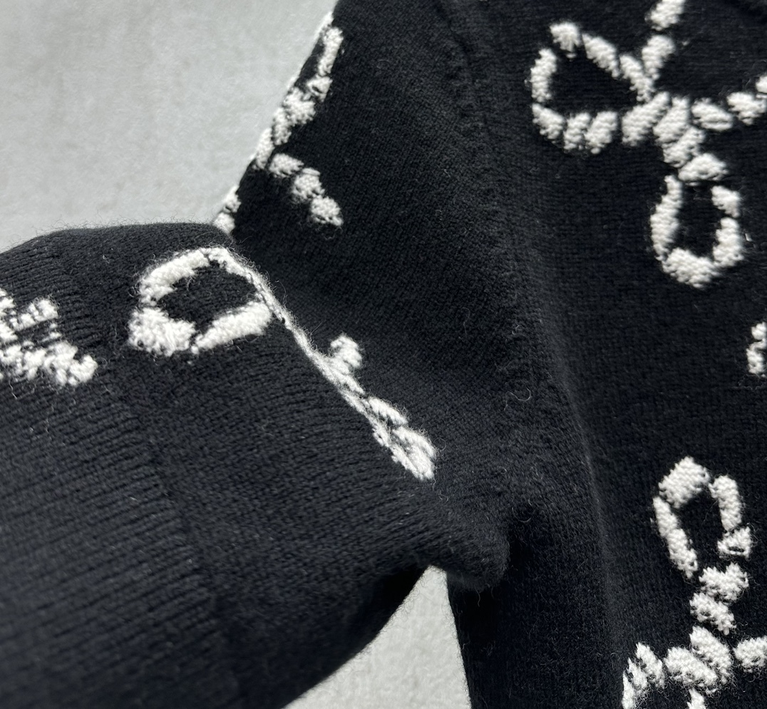 CHANE Floral Cashmere Short Sleeve Cardigan