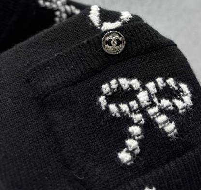 CHANE Floral Cashmere Short Sleeve Cardigan