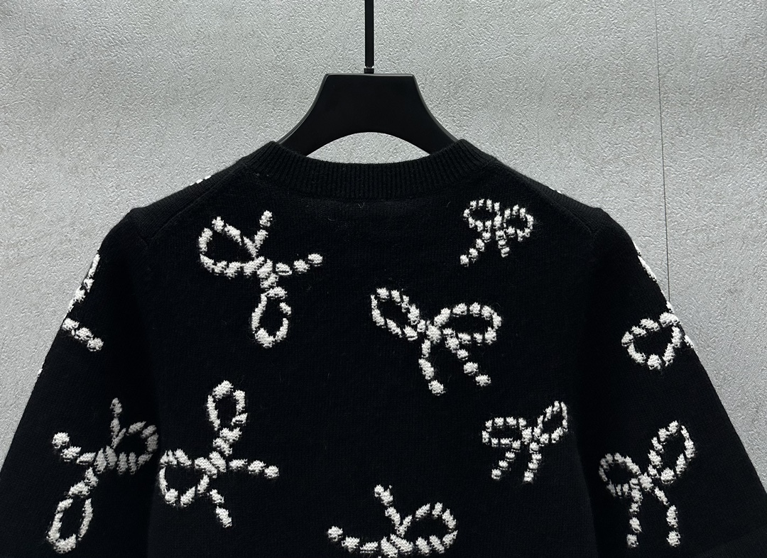 CHANE Floral Cashmere Short Sleeve Cardigan