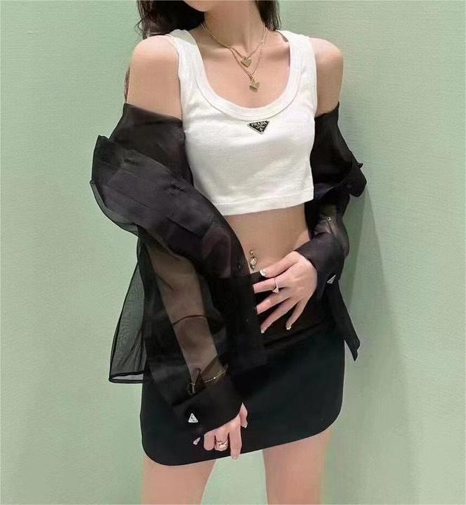 PRAD Triangle Label Crew Neck Peplum Vest